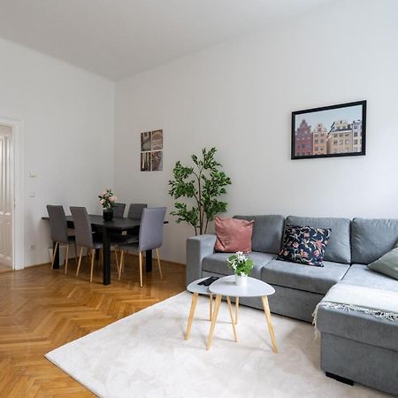 Central Two Bedroom Apartment Wien Exteriör bild