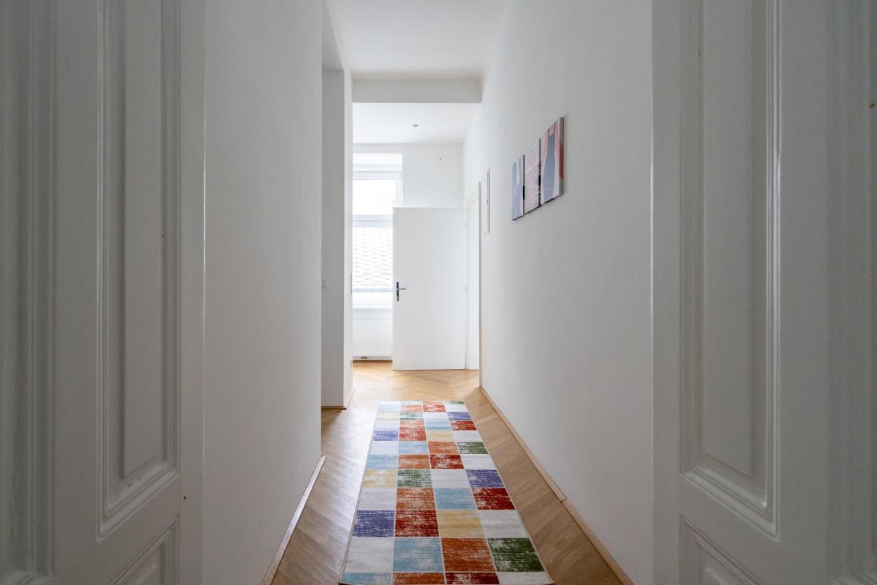 Central Two Bedroom Apartment Wien Exteriör bild