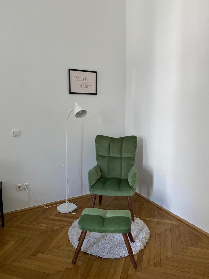 Central Two Bedroom Apartment Wien Exteriör bild
