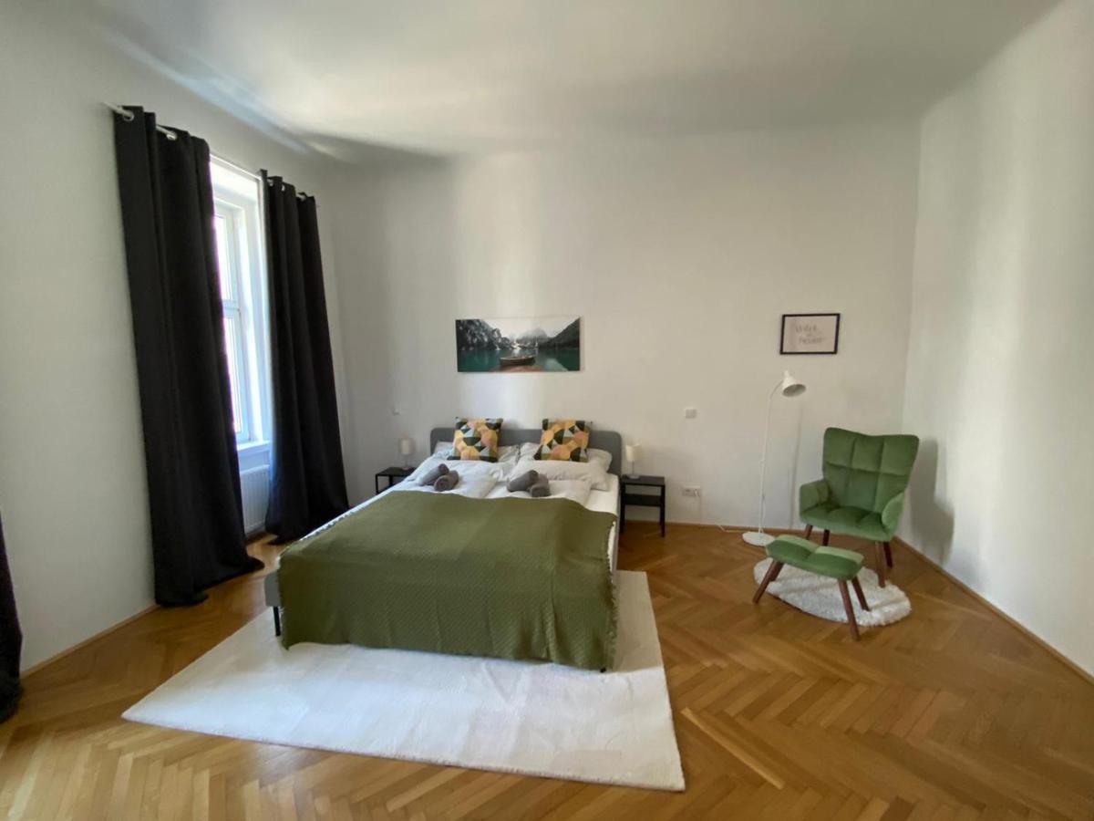 Central Two Bedroom Apartment Wien Exteriör bild